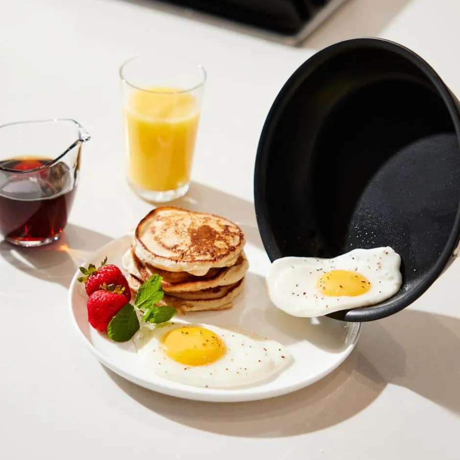 All-Clad Double Burner Griddle / NS Pro for Bigger Breakfasts