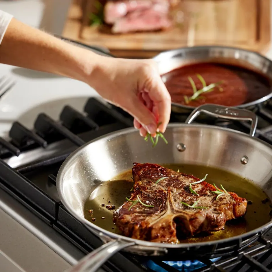 All-Clad G5® Graphite Core Stainless Steel Skillet with Lid, 12.5 inch |