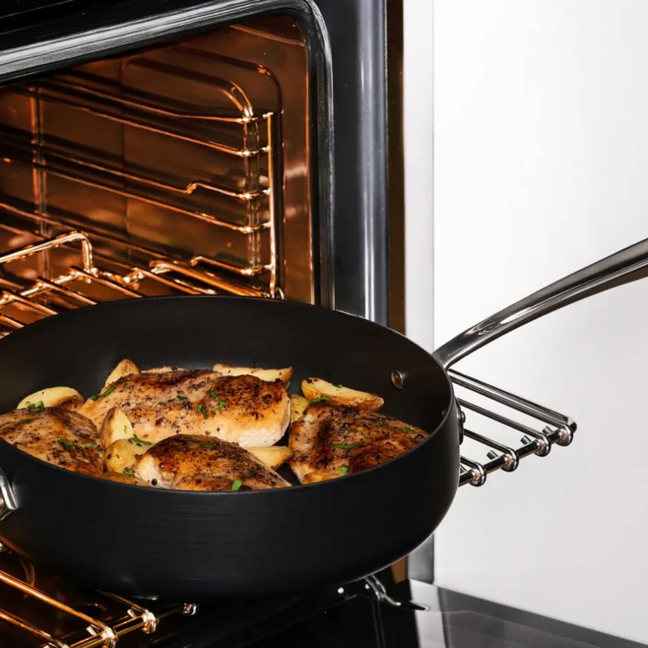 All-Clad HA1 Expert Cookware, Nonstick Soup Pot with Lid, 4 quart