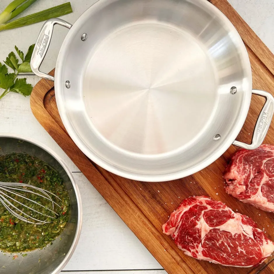 All-Clad 10.5-Inch Sear and Serve Skillet / D3 Stainless Steel Perfection