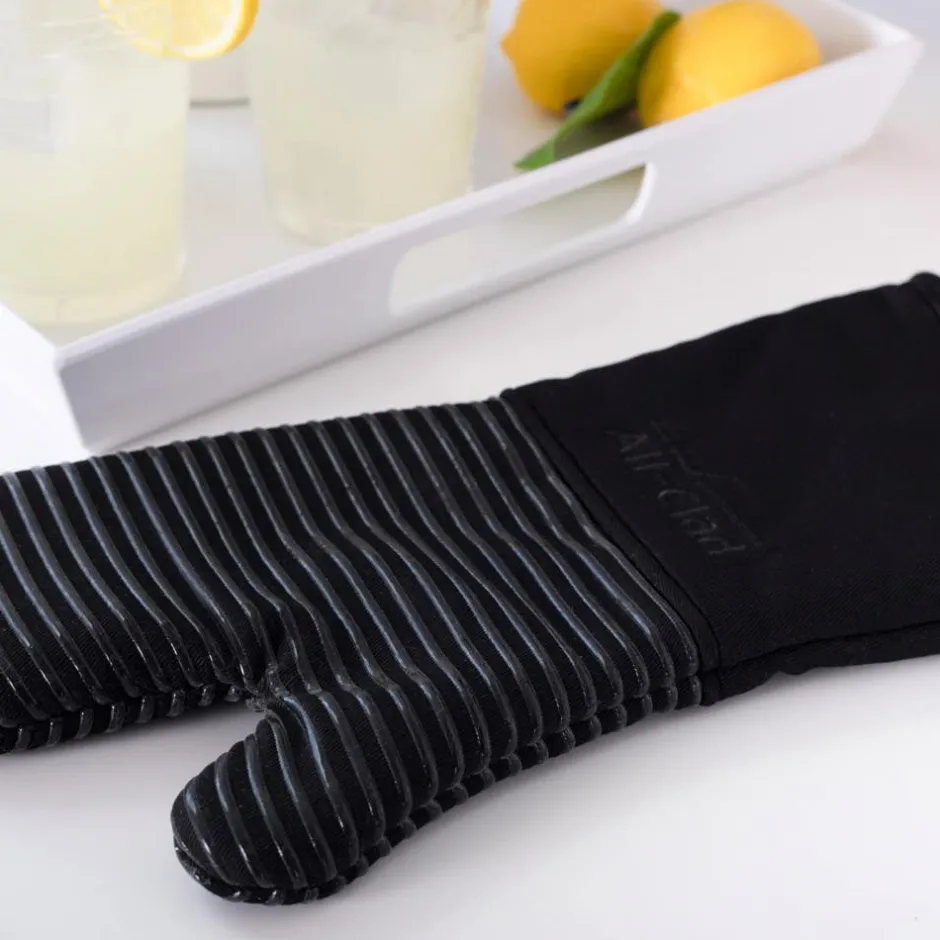 All-Clad 2-Pack Black Oven Mitt Set / Ultimate Heat Protection with
