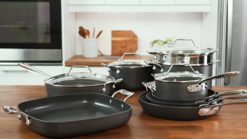 All-Clad 4-Piece Nonstick Essentials Cookware Set I